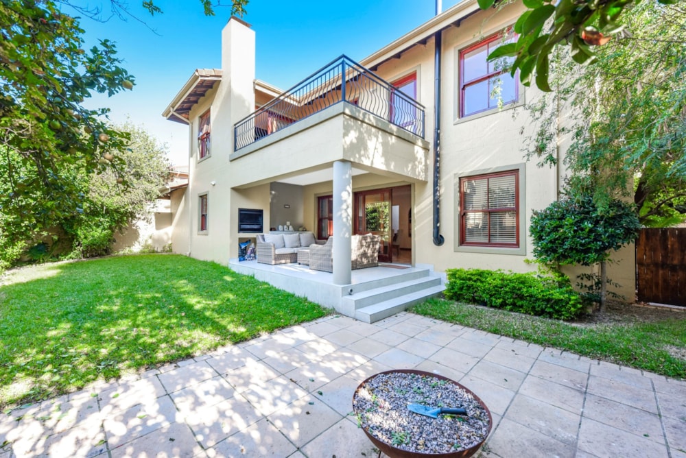 Double-storey cluster let in Stratford Gardens - FYL1740723 Double-storey cluster let in Stratford Gardens - FYL1740723