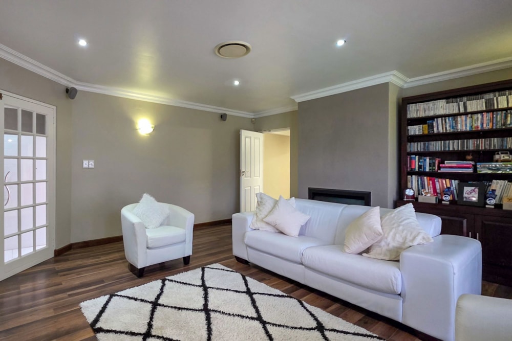 House for sale in Blouberg Sands - 1TV1742407 House for sale in Blouberg Sands - 1TV1742407