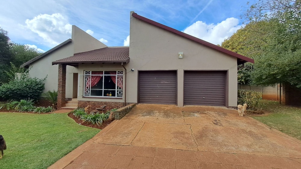 House for sale in Kanonkop, Middelburg, Mpumalanga - 1MD1741676