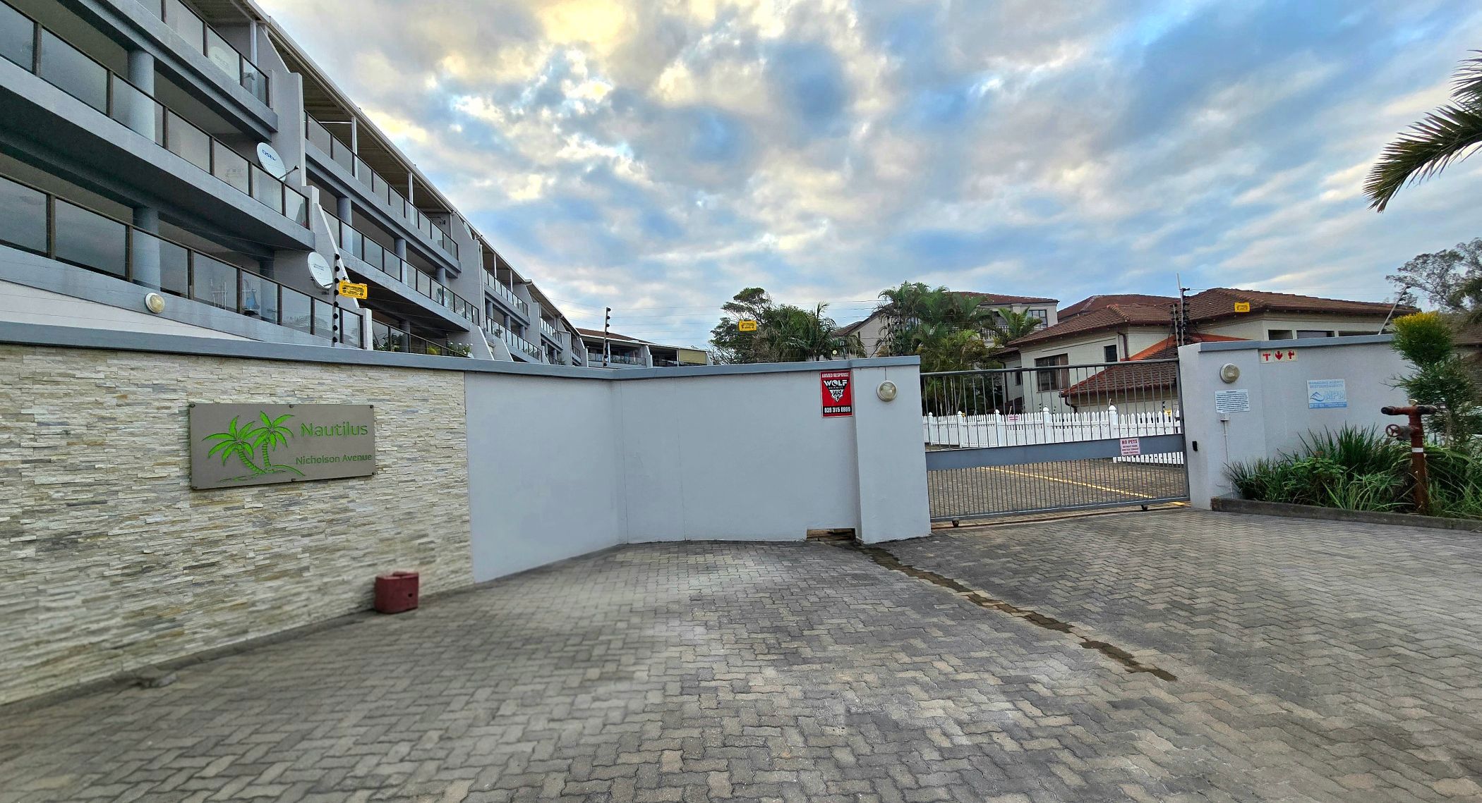 Apartment for sale in Uvongo - 1PSH1744807