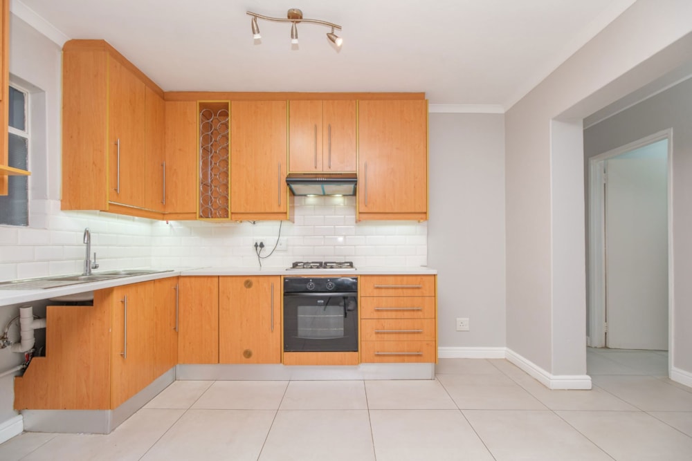 Apartment for sale in Northcliff, Johannesburg - RAN1742293