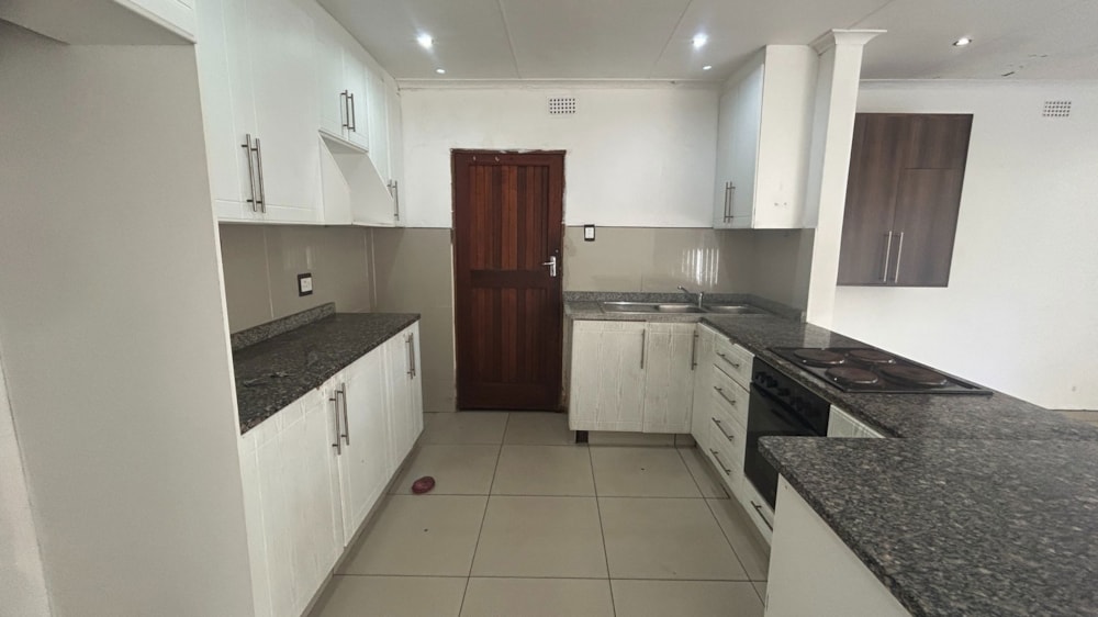 House to rent in Meer en See - 1RY1741560