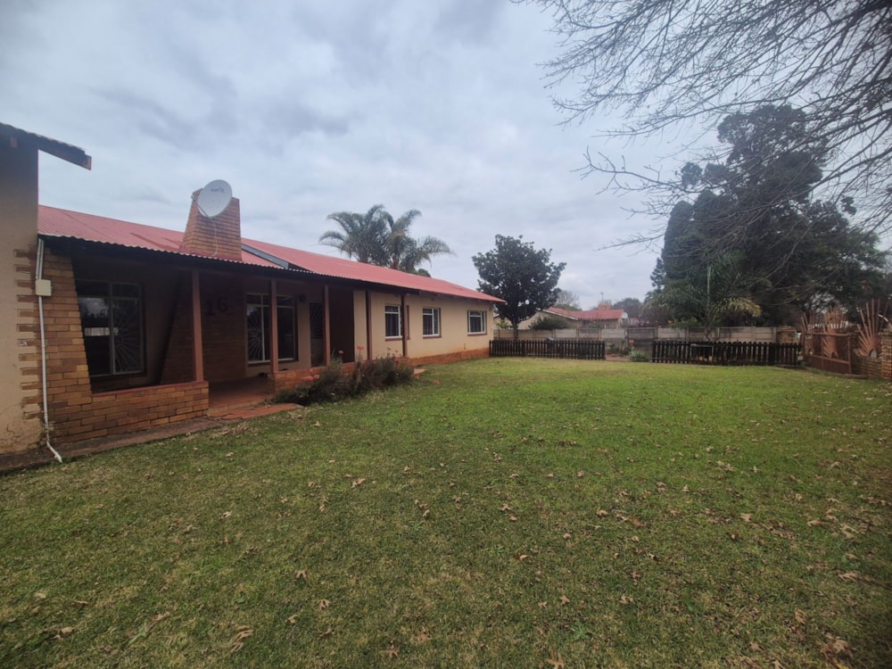 House for sale in Kanonkop, Middelburg, Mpumalanga - 1MD1743441 House for sale in Kanonkop, Middelburg, Mpumalanga - 1MD1743441