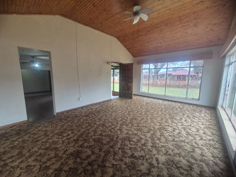 House for sale in Kanonkop, Middelburg, Mpumalanga - 1MD1743441 House for sale in Kanonkop, Middelburg, Mpumalanga - 1MD1743441