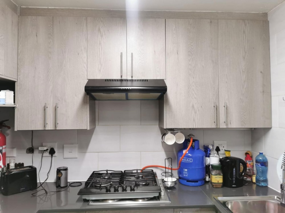 Townhouse for sale in Lakefield - EN1743872