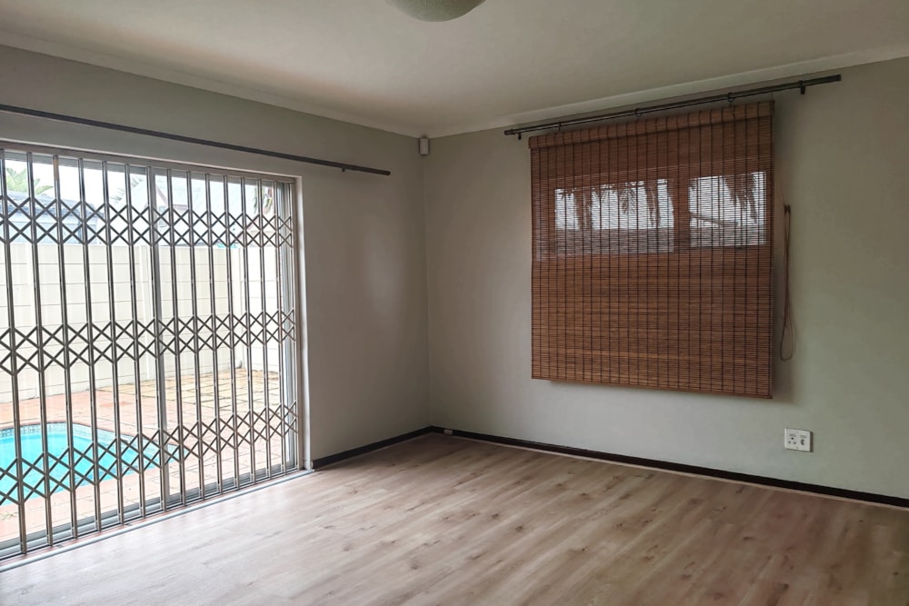 Single-storey house to rent in Blouberg Sands - 1TV1742422 Single-storey house to rent in Blouberg Sands - 1TV1742422