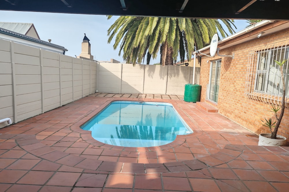 Single-storey house to rent in Blouberg Sands - 1TV1742422 Single-storey house to rent in Blouberg Sands - 1TV1742422