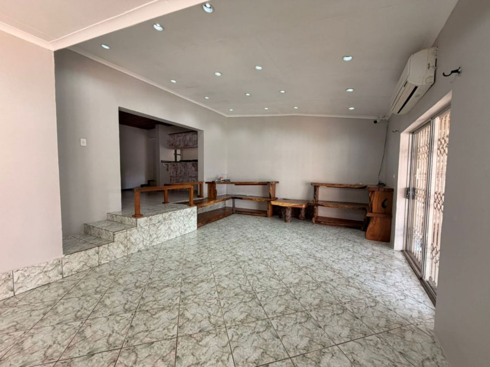 House for sale in Tzaneen, Limpopo Province - 1TA1743287