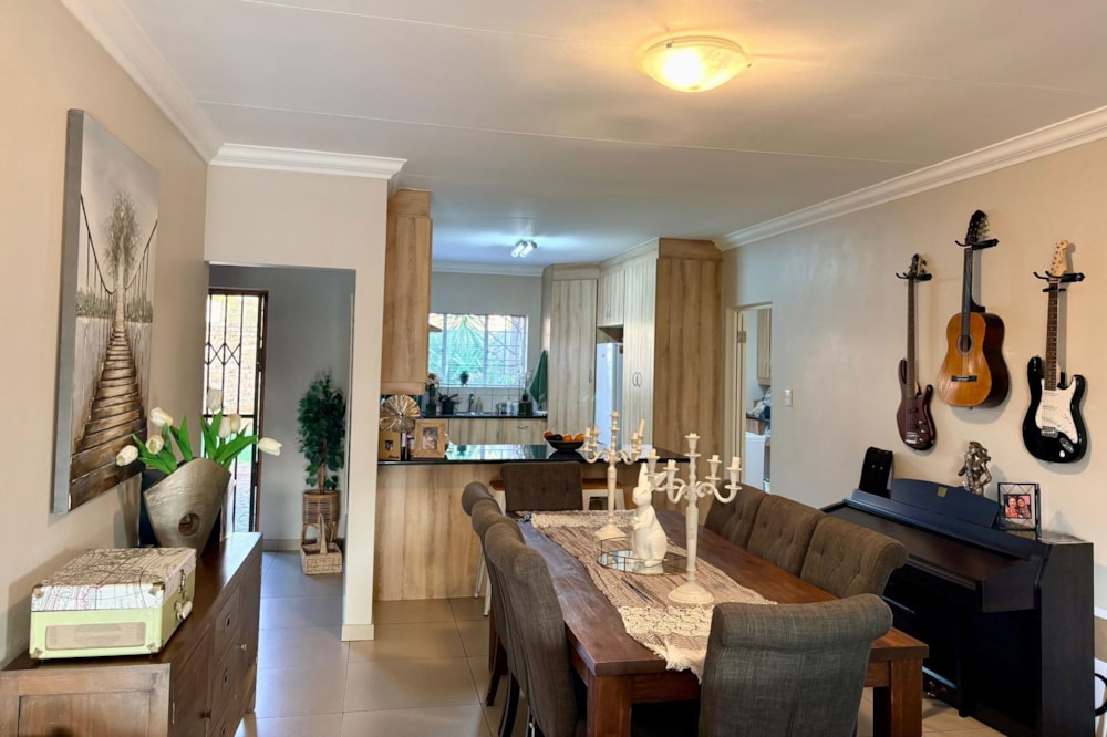 Single-storey house to rent in Linden - RAL1744066
