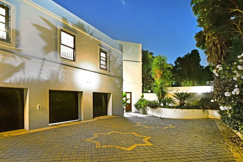Double-storey house for sale in Houghton Estate - HP1742041