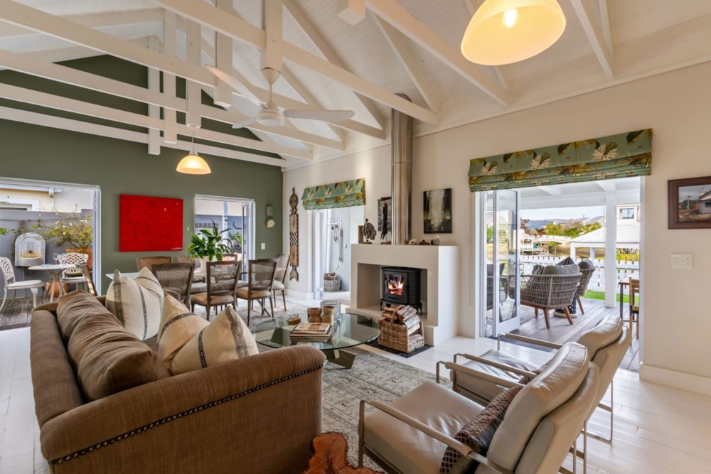 House for sale in Thesen Islands - 1KG1744205 House for sale in Thesen Islands - 1KG1744205