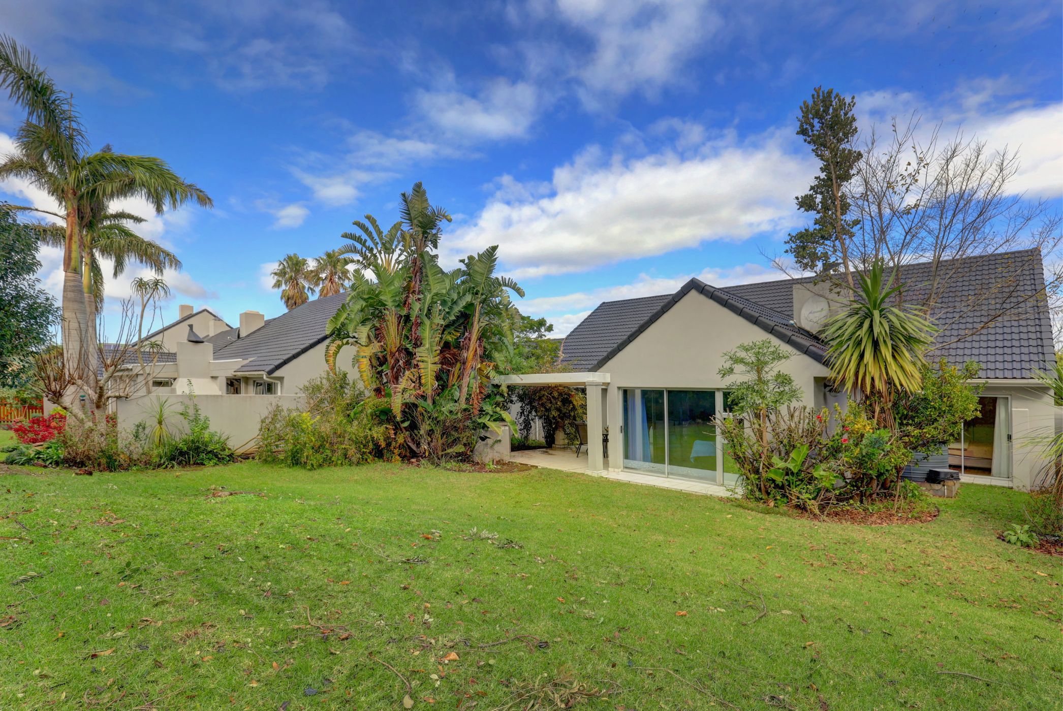 Security complex home for sale in King George Park - GEO1742488