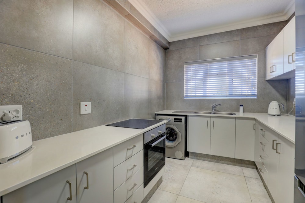 Apartment for sale in Mossel Bay - 1MB1742506