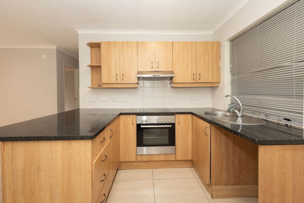 Apartment for sale in Tygervalley Waterfront - DBV1743300 Apartment for sale in Tygervalley Waterfront - DBV1743300