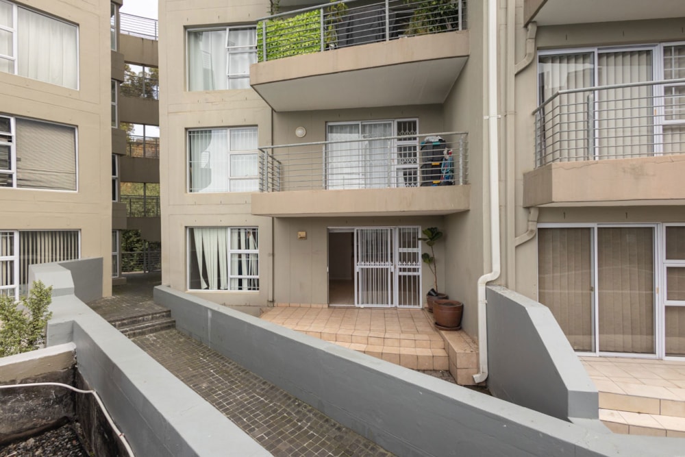Apartment for sale in Tygervalley Waterfront - DBV1743300 Apartment for sale in Tygervalley Waterfront - DBV1743300