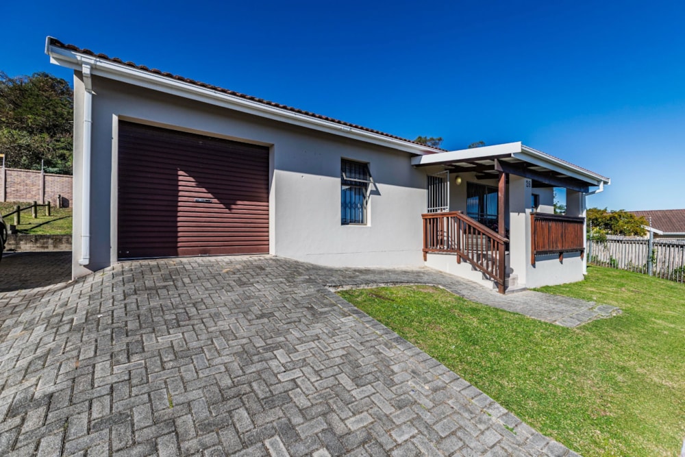 Townhouse for sale in Nahoon Valley Park - 1EZ1741522