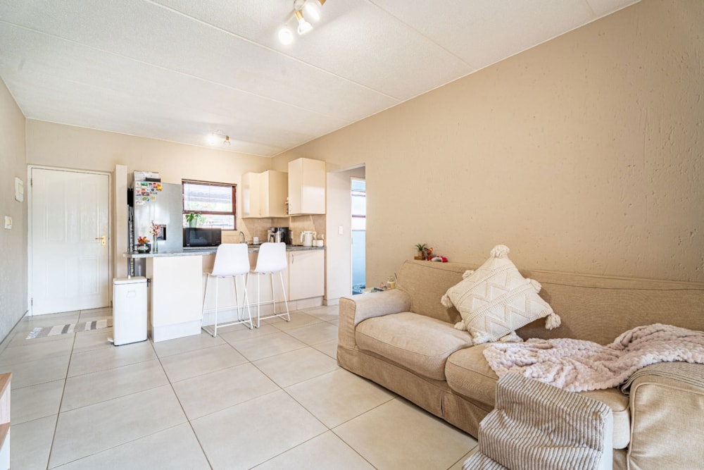 Apartment for sale in Sunninghill - FW1742613 Apartment for sale in Sunninghill - FW1742613