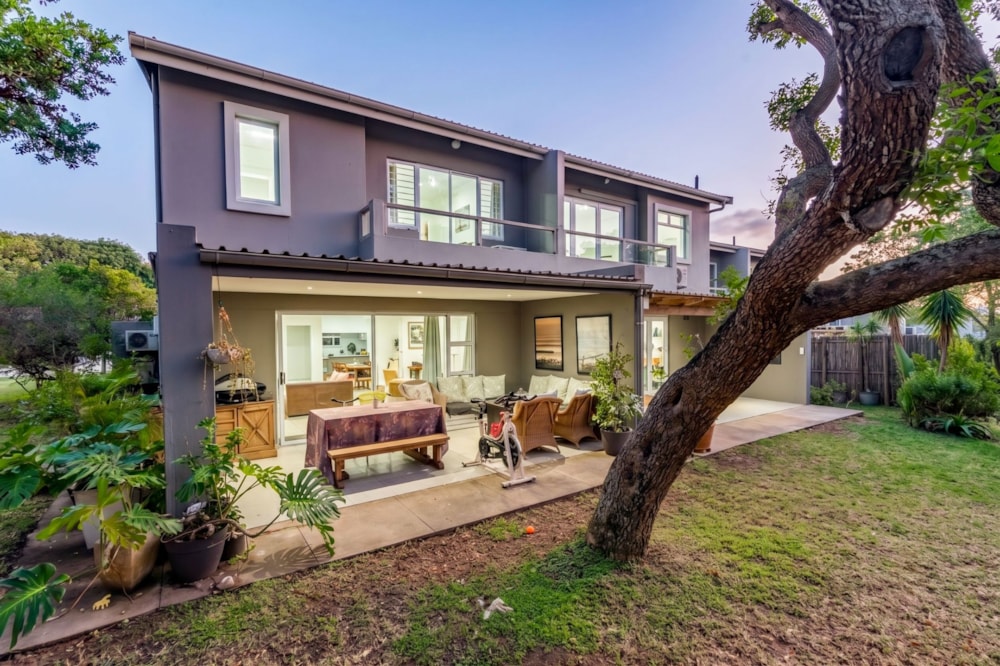 Townhouse for sale in Umdloti Beach - 1ND1741847
