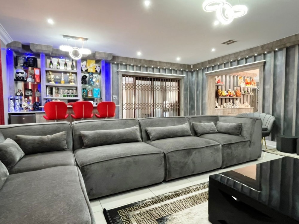 House for sale in La Lucia - 1ND1744556 House for sale in La Lucia - 1ND1744556
