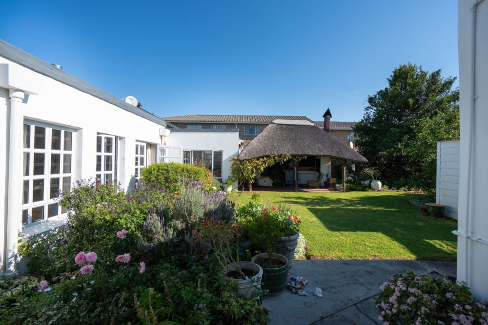 House for sale in West Hill, Grahamstown, Makhanda - 1GC1742277 House for sale in West Hill, Grahamstown, Makhanda - 1GC1742277