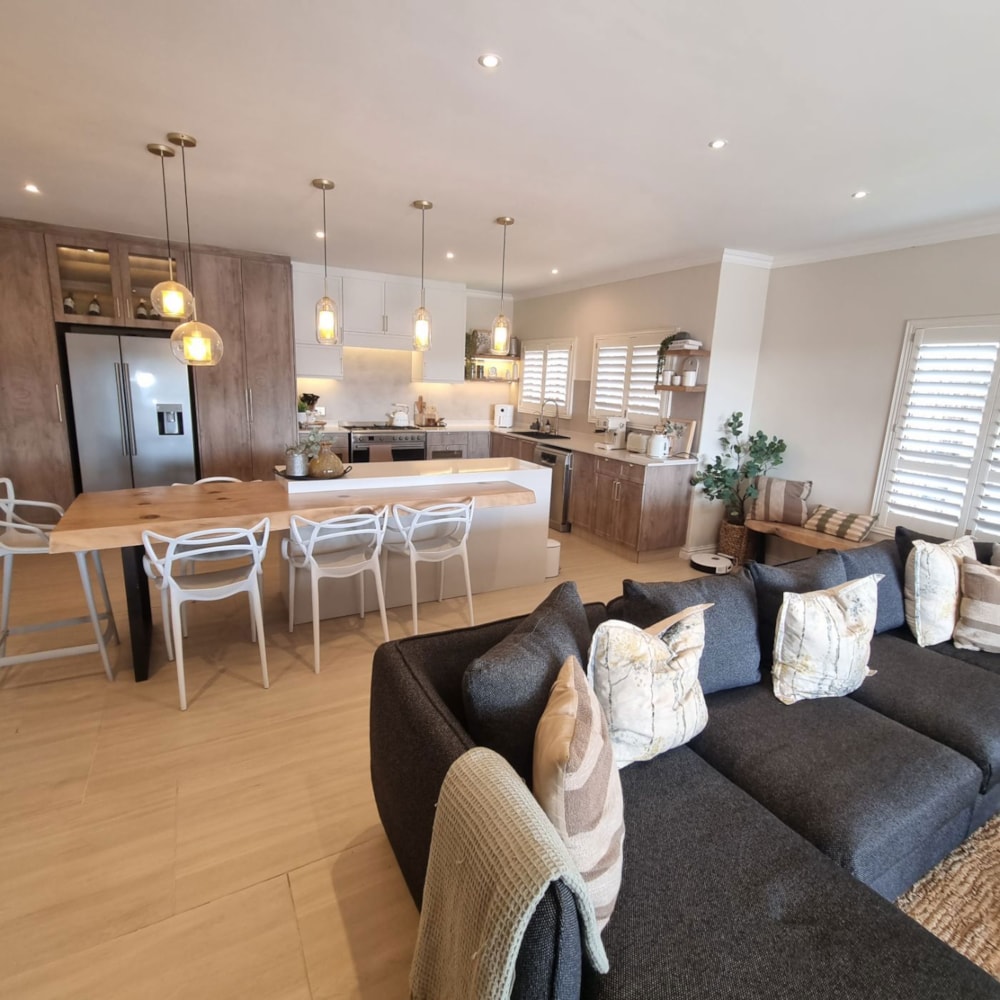 Single-storey house to rent in Hillcrest Park - 1KF1741808