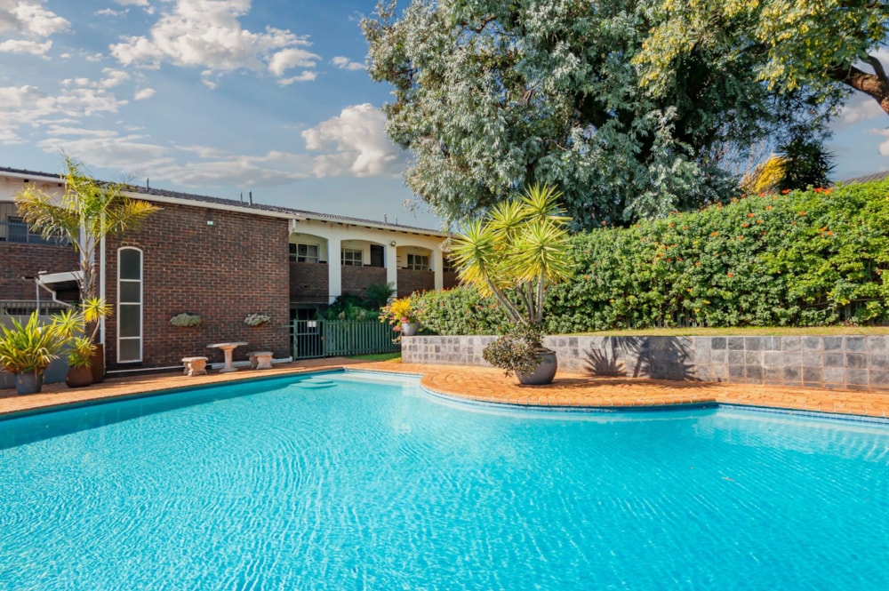 Apartment for sale in Northcliff, Johannesburg - RAN1740993