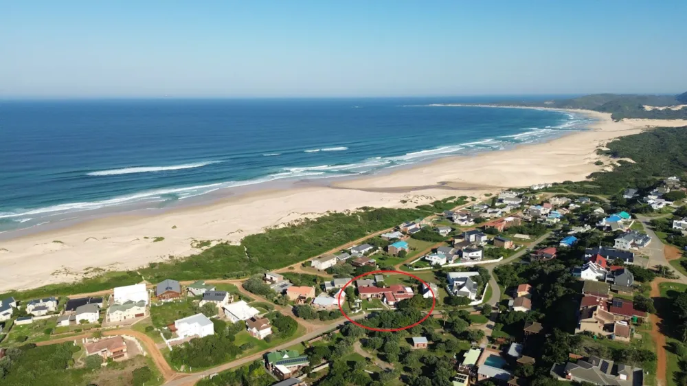 House for sale in Oyster Bay, Eastern Cape - 1SA1742147