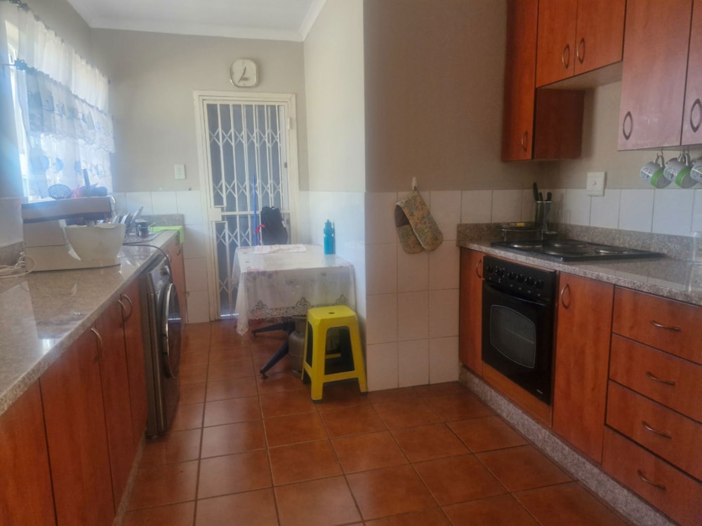 Townhouse to rent in Kelvin - JBL1742066
