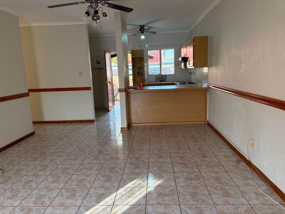 House for sale in Camelot, Kimberley - 1KJ1744075 House for sale in Camelot, Kimberley - 1KJ1744075