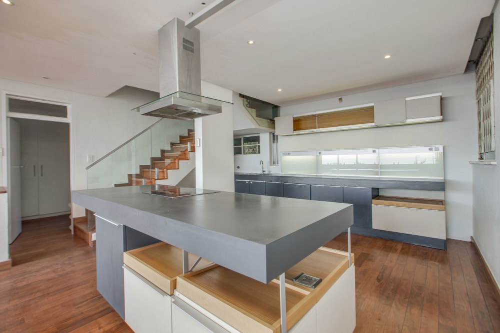 Double-storey apartment for sale in Killarney - HP1712621 Double-storey apartment for sale in Killarney - HP1712621