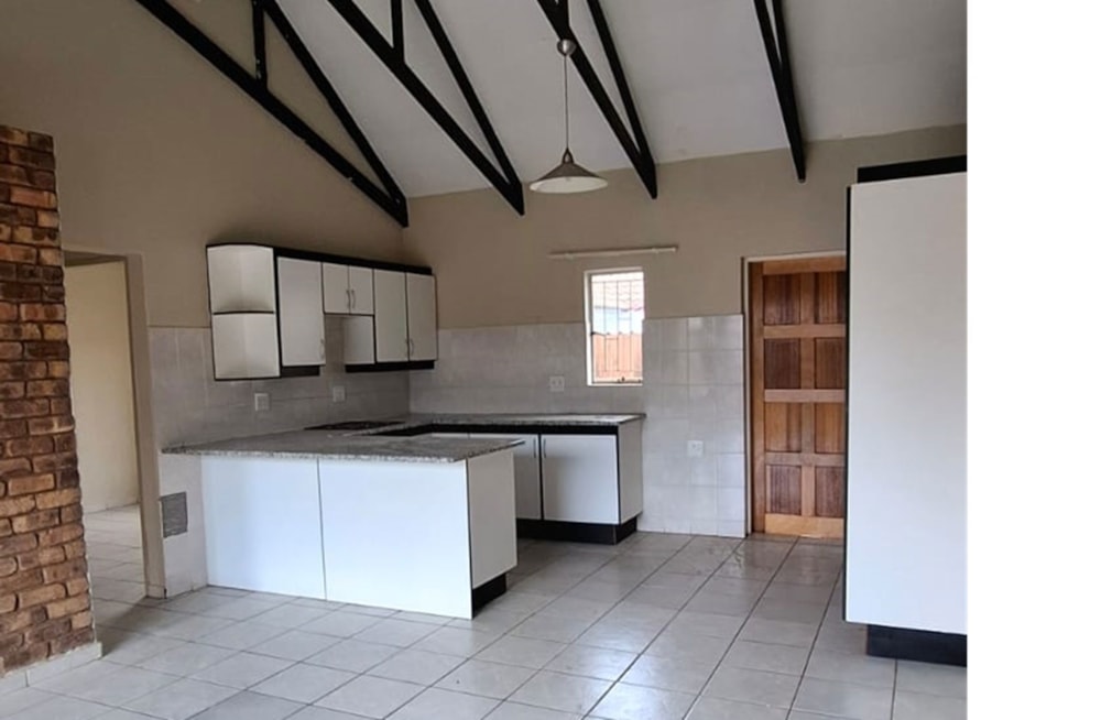 Townhouse to rent in Thabazimbi - 1ER1742454 Townhouse to rent in Thabazimbi - 1ER1742454