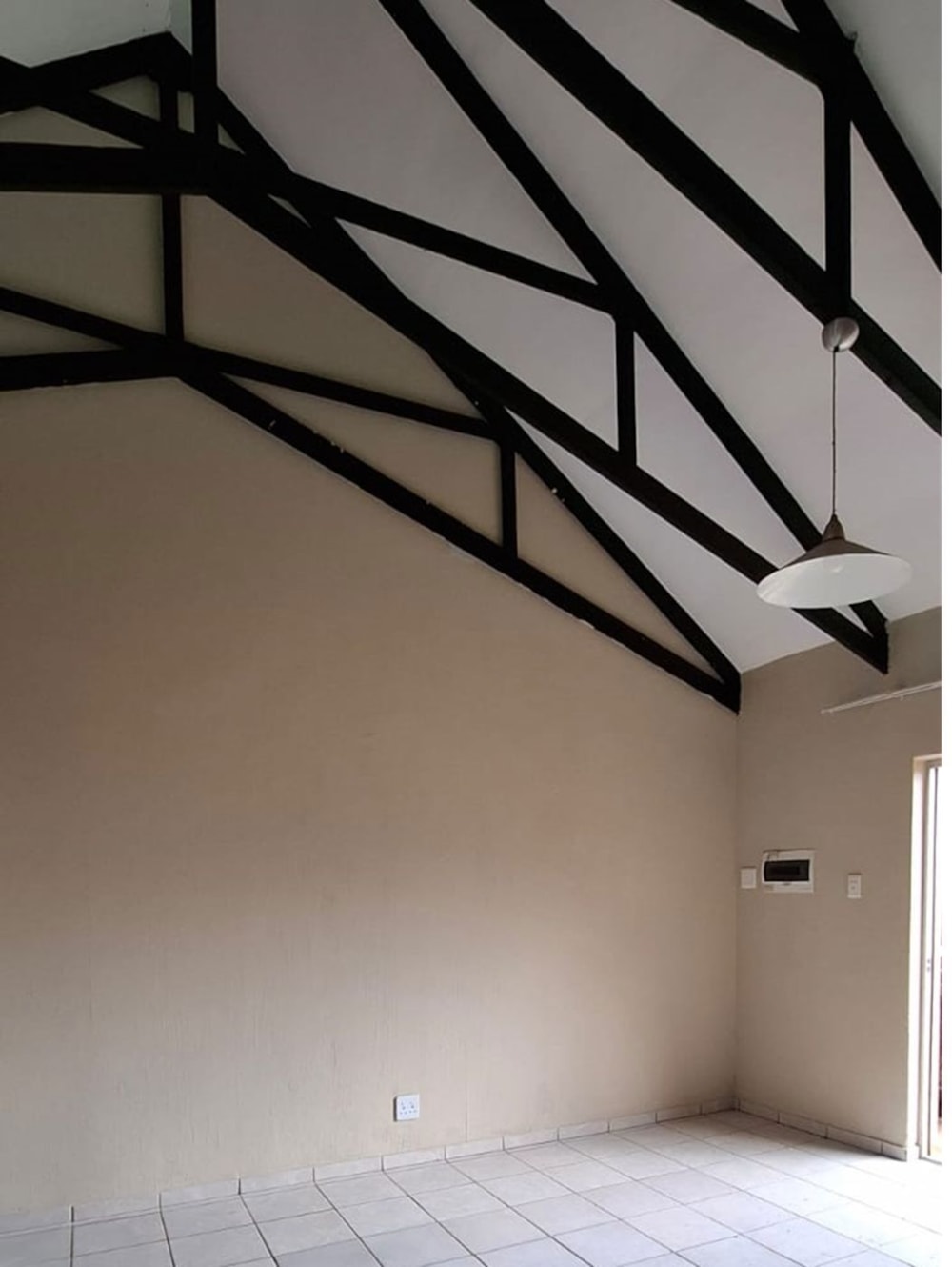 Townhouse to rent in Thabazimbi - 1ER1742454 Townhouse to rent in Thabazimbi - 1ER1742454
