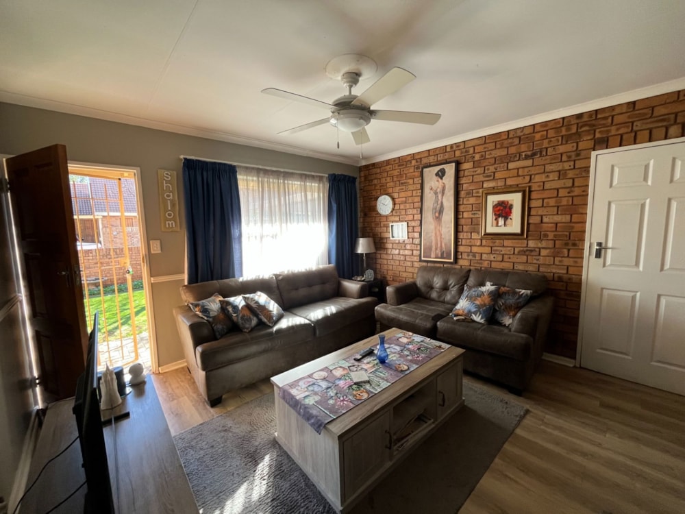 Townhouse for sale in Langenhovenpark - 1BX1742935