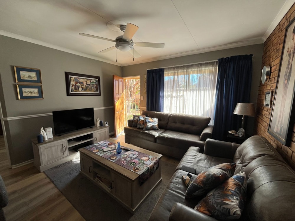 Townhouse for sale in Langenhovenpark - 1BX1742935