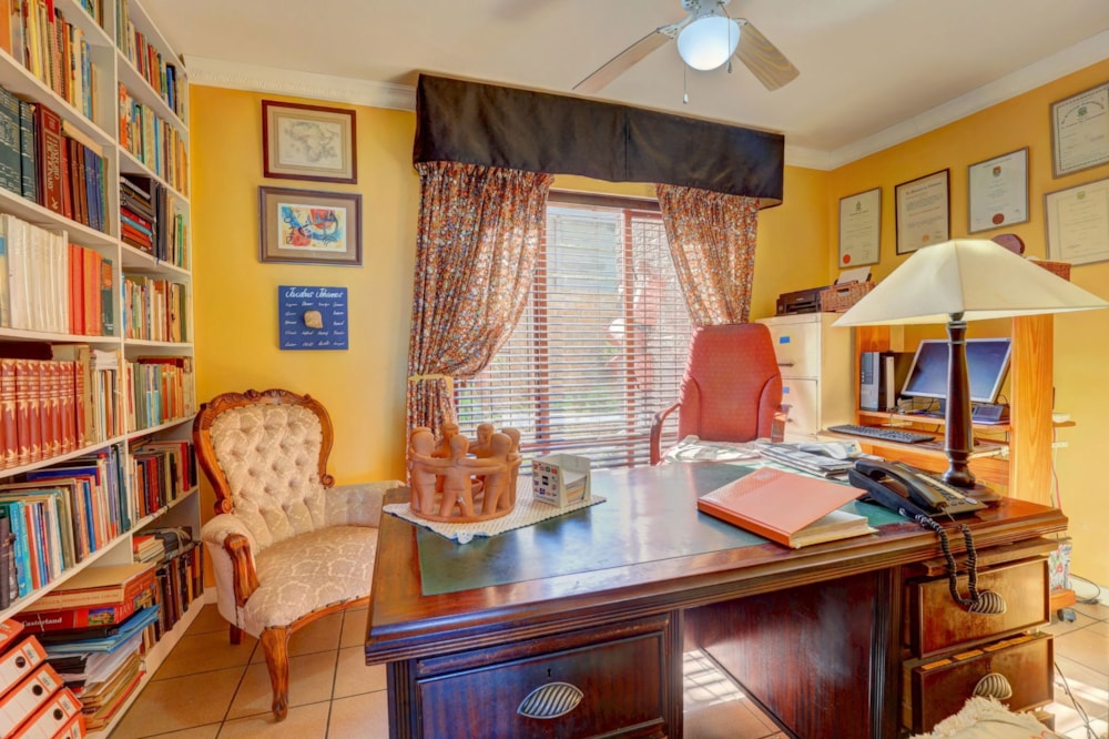 Guesthouse for sale in Dana Bay - 1MB1742713 Guesthouse for sale in Dana Bay - 1MB1742713