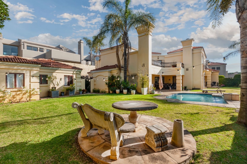 Double-storey cluster for sale in Linksfield - BED1747070