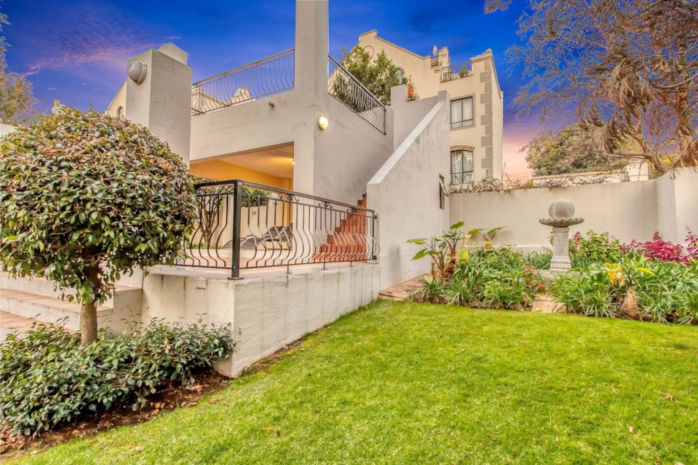 Garden apartment for sale in Waverley, Johannesburg - HP1745244 Garden apartment for sale in Waverley, Johannesburg - HP1745244