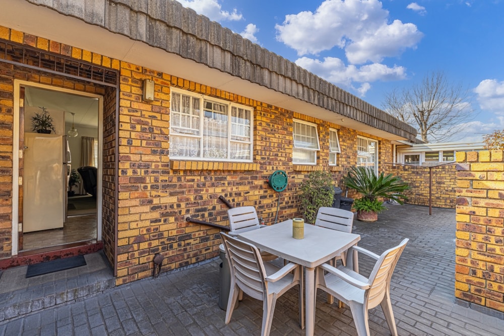 Townhouse for sale in Brentwood Park, Benoni - EN1745657 Townhouse for sale in Brentwood Park, Benoni - EN1745657