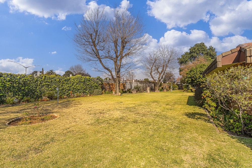 Townhouse for sale in Brentwood Park, Benoni - EN1745657 Townhouse for sale in Brentwood Park, Benoni - EN1745657