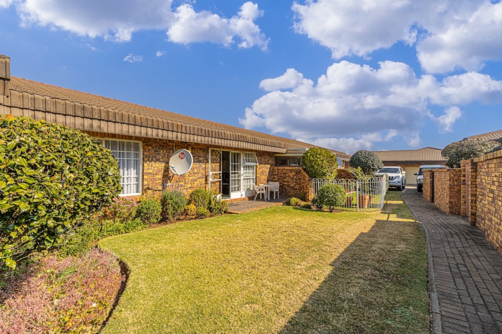 Apartment for sale in Brentwood Park, Benoni - EN1745657 Apartment for sale in Brentwood Park, Benoni - EN1745657