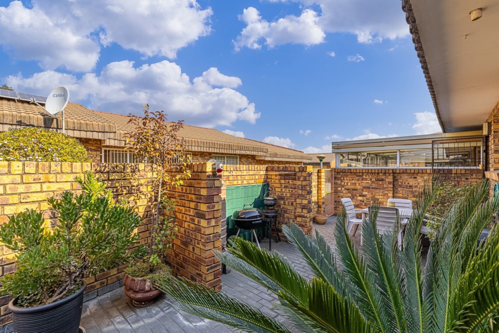 Townhouse for sale in Brentwood Park, Benoni - EN1745657 Townhouse for sale in Brentwood Park, Benoni - EN1745657