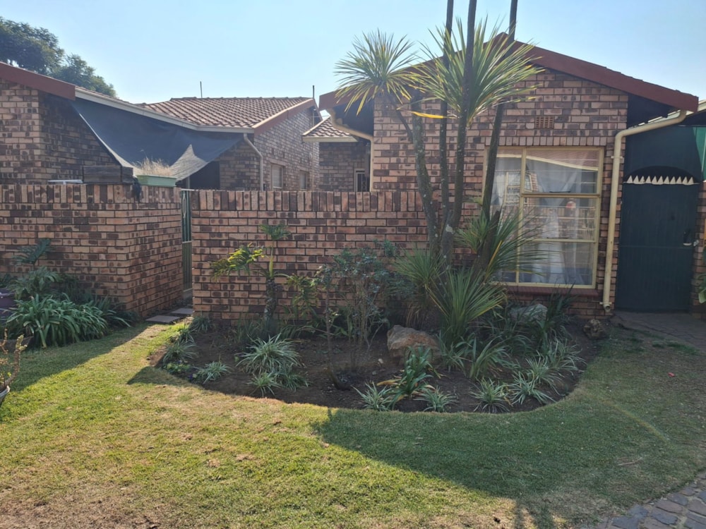 Apartment for sale in Benoni - EN1746686