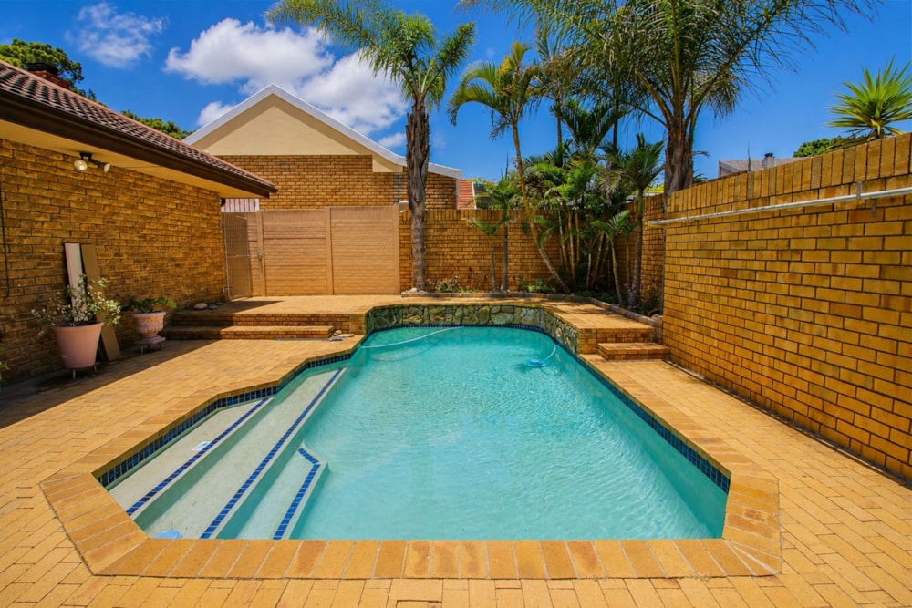 House for sale in Plattekloof - 1PLA1746876 House for sale in Plattekloof - 1PLA1746876