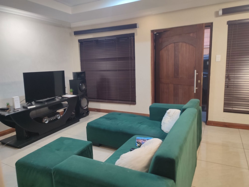House for sale in Stonehenge - 1NS1746590 House for sale in Stonehenge - 1NS1746590