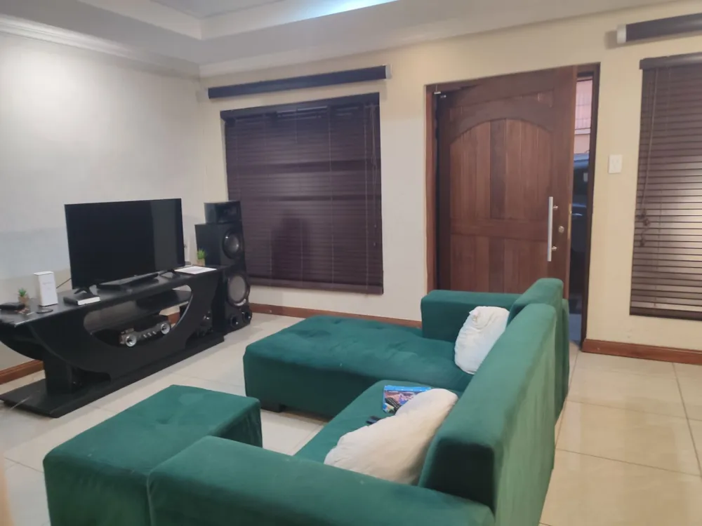 House for sale in Stonehenge - 1NS1746590 House for sale in Stonehenge - 1NS1746590