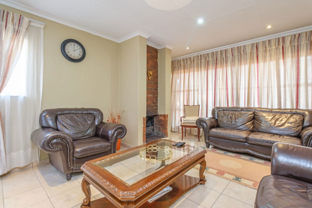House for sale in Witpoortjie - RAN1745659 House for sale in Witpoortjie - RAN1745659