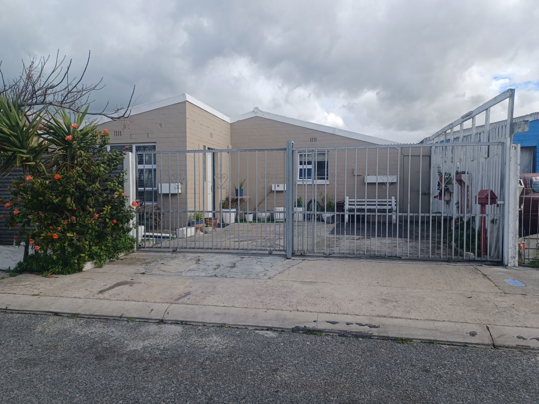House for sale in Westridge, Mitchells Plain - 1MN1744975