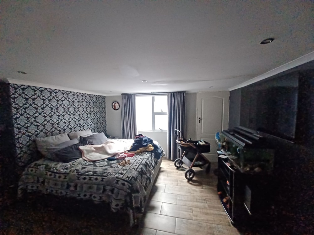 House for sale in Westridge, Mitchells Plain - 1MN1744975 House for sale in Westridge, Mitchells Plain - 1MN1744975