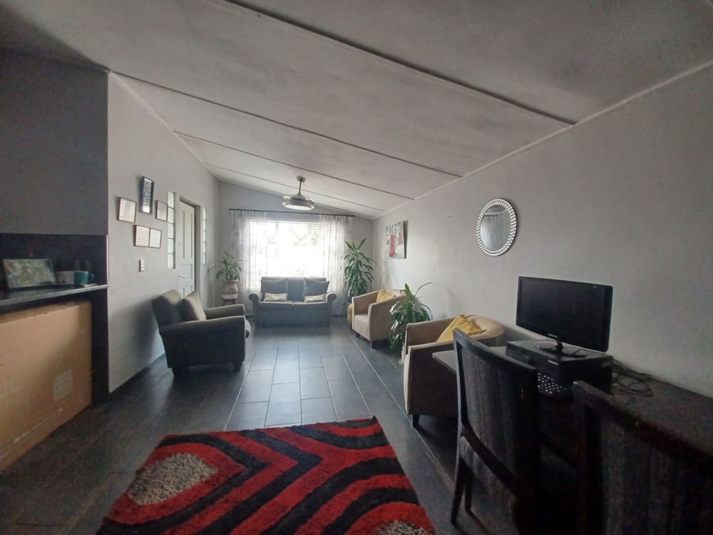 House for sale in Westridge, Mitchells Plain - 1MN1744975 House for sale in Westridge, Mitchells Plain - 1MN1744975