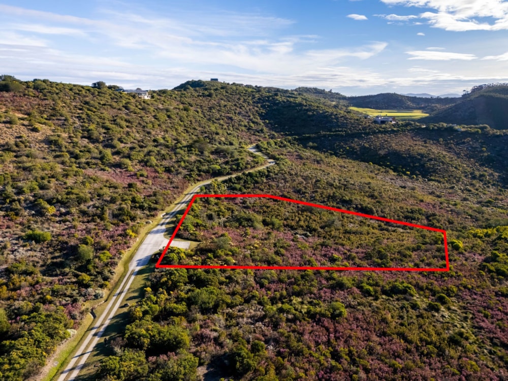 Residential vacant land for sale in Pezula Private Estate - 1KG1744605 Residential vacant land for sale in Pezula Private Estate - 1KG1744605
